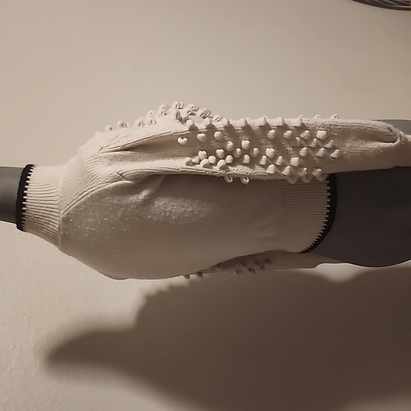 BCBGMaxazria Women's Popcorn Stitch Turtleneck Sweater - Picture 4 of 7